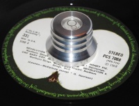 IsoKinetik ISOlevel 2 Turntable Level and 45 RPM adaptor
